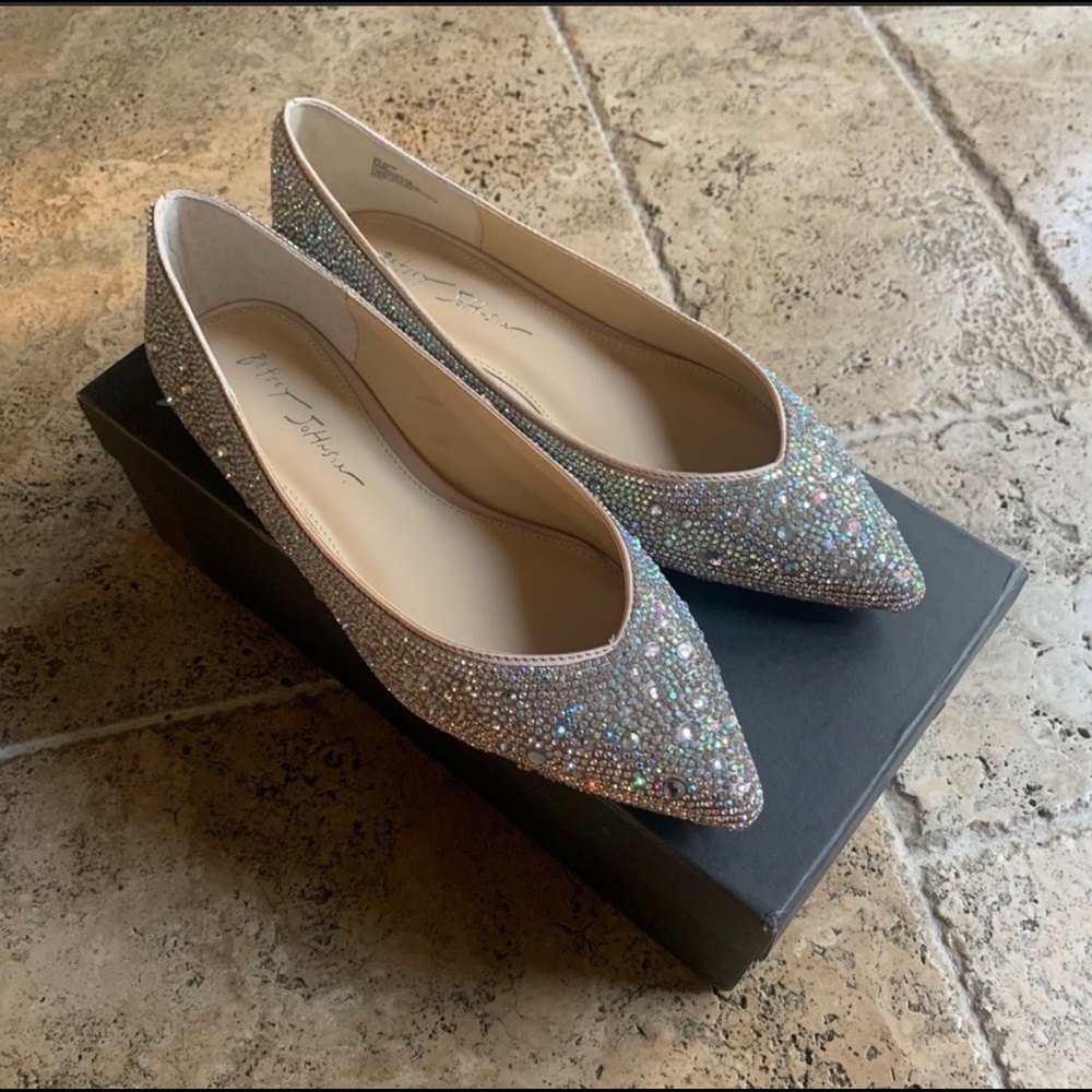 Betsey Johnson Blue Jude Nude Satin 8.5 Rhinestone Bridal Wedding Flat.